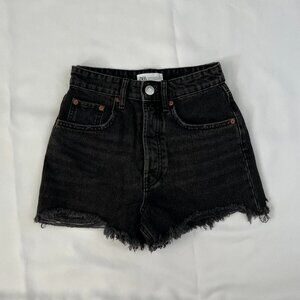 Zara Women's Black High Rise Jean Shorts - Size 0